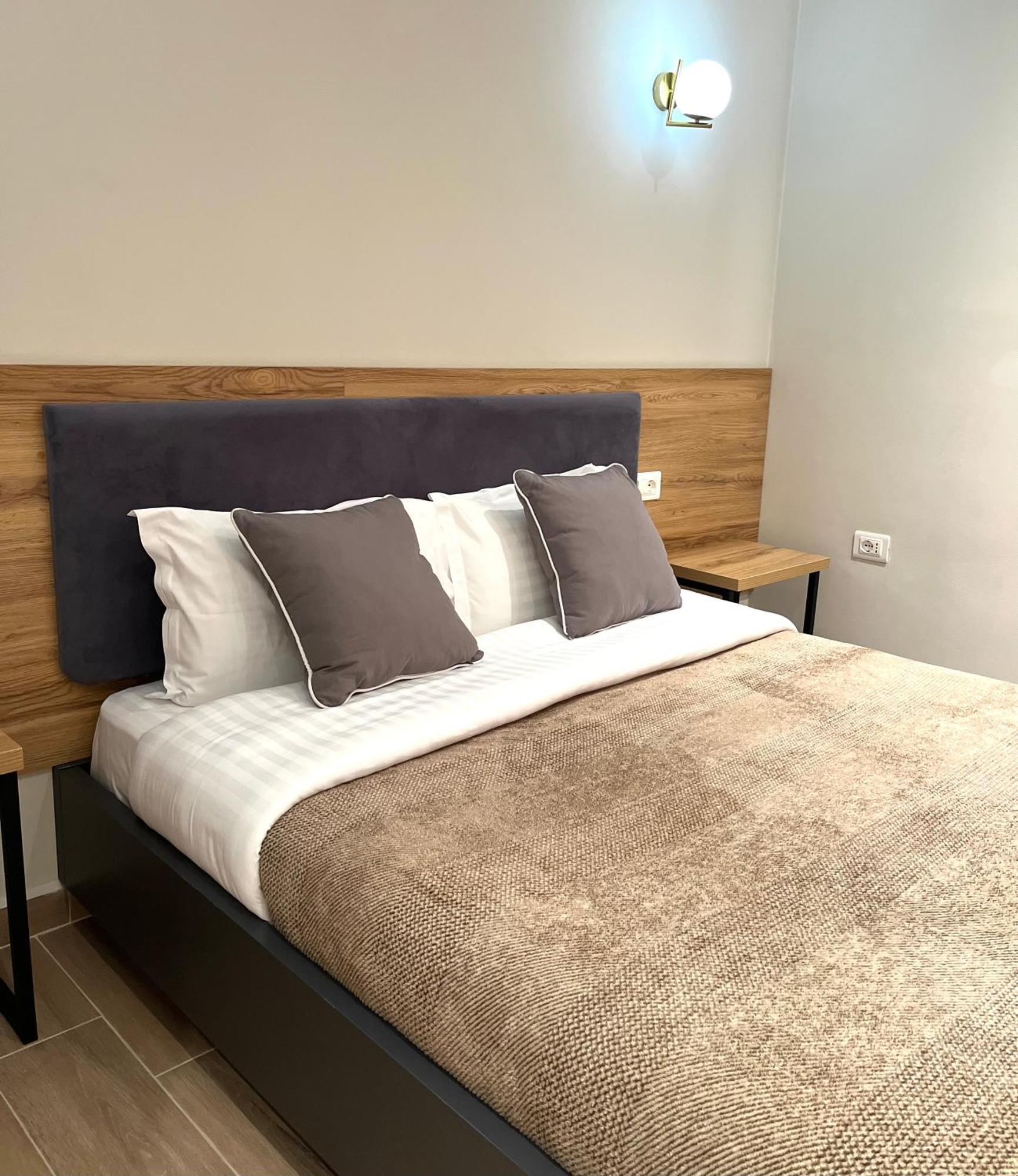 Mili Hotel *