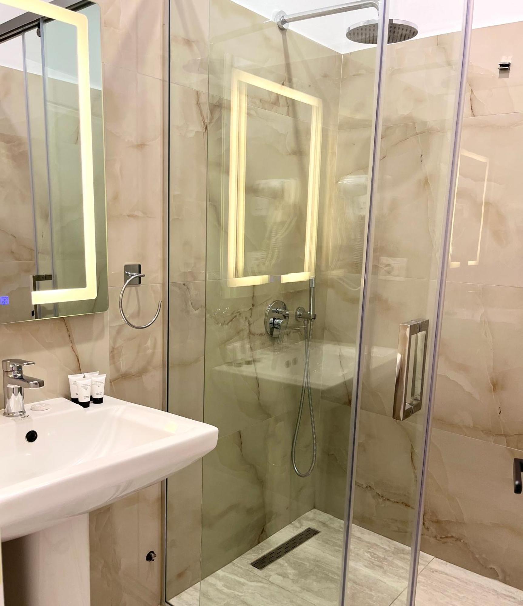 Mili Hotel