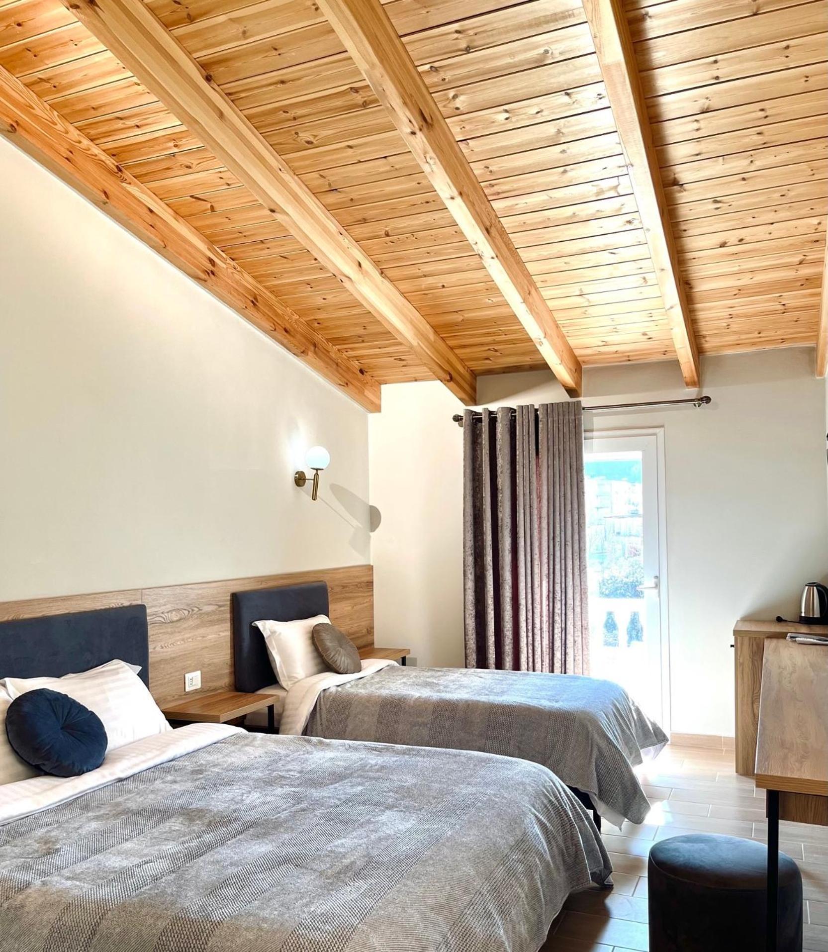 Mili Hotel *